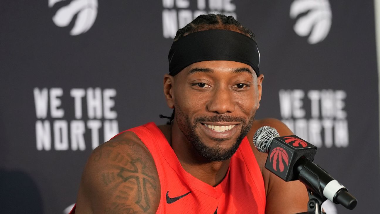 Back in Toronto, Kawhi Leonard Wants to Talk About the Raptors, Not the Investigation