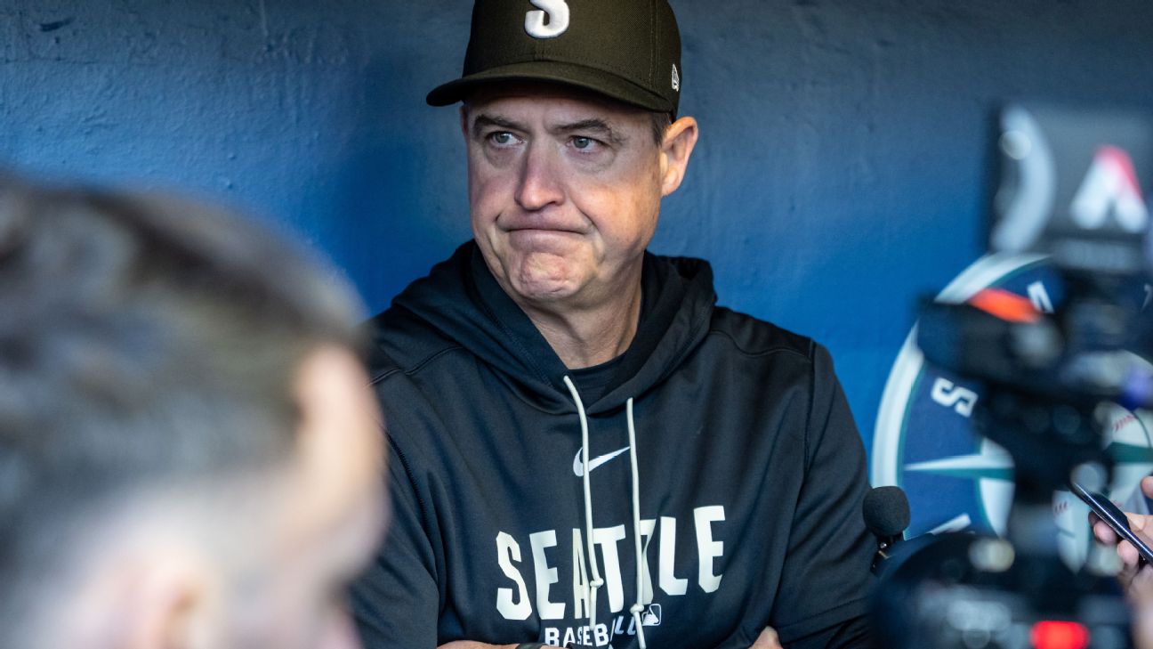 A Year After the ALCS, the Mariners Fire Dan Wilson