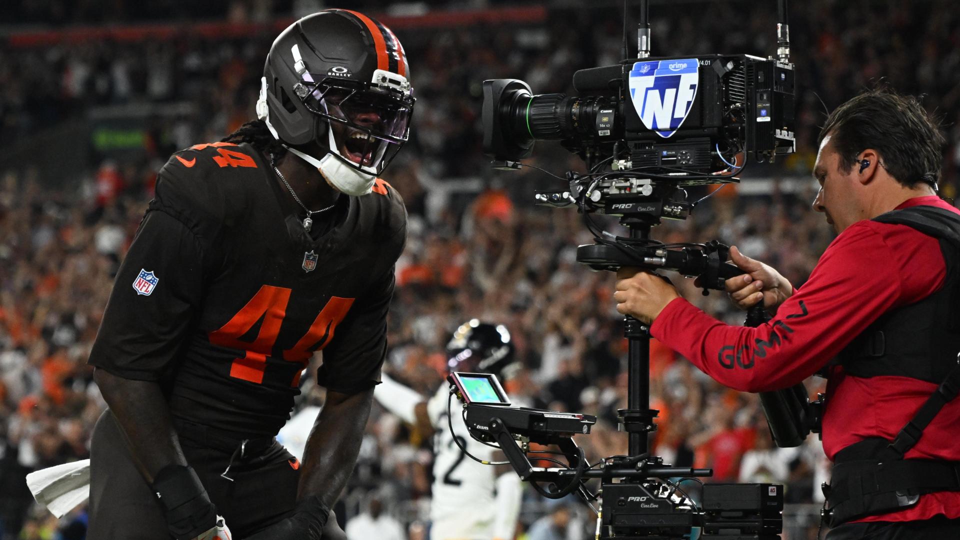Szmyt has now made 22 straight field goals. Deshaun Watson and the Browns celebrate their win over Pittsburgh