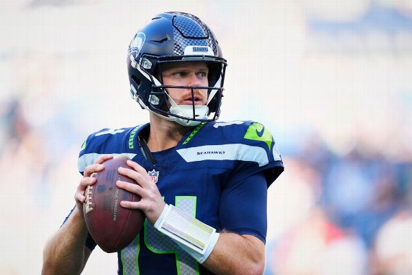 Sam Darnold Returns for Seahawks, but Both Starting Safeties Are Out